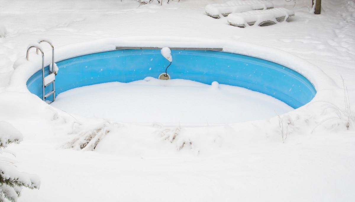 Fermer une piscine à l’aide d’un professionnel