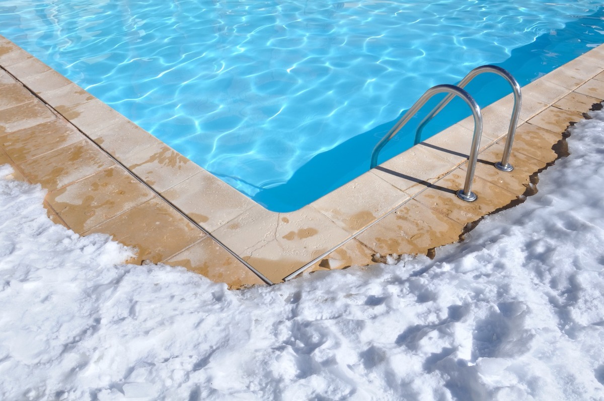 A quel moment passer sa piscine en mode hivernage ?